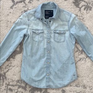 Fitted Denim button down